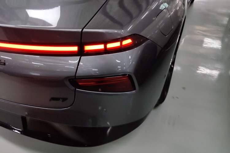 Used XPeng P7 2020 670E