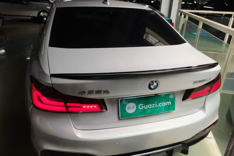 Used BMW 5 Series 2019 525Li Luxury Package
