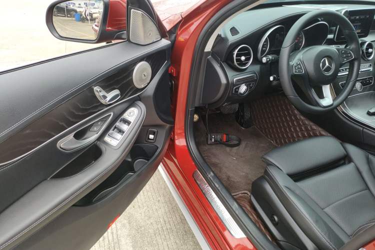 Used Mercedes-Benz C-Class 2018 C 180 L Fashion Edition Sport Version