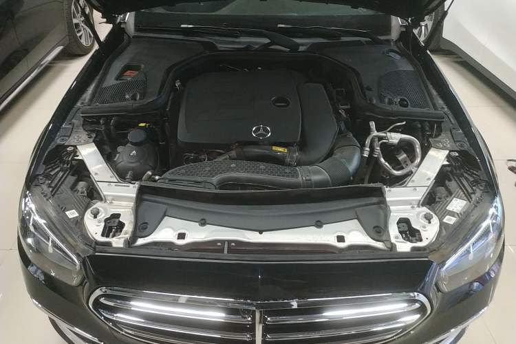 Used Mercedes-Benz E-Class 2022 E 300 L Sporty and Stylish Model
