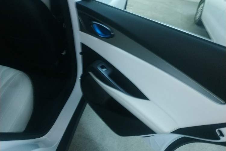 Used BYD Seal 06 New Energy 2024 DM-i 120KM Flagship Model
