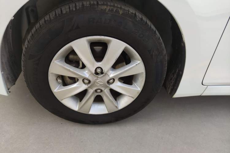 Used Hyundai Verna 2014 1.4L Manual Smart GLS Trim