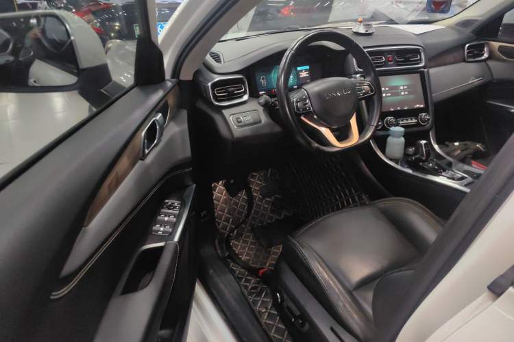 Used Lynk & Co 01 2017 2.0T Two-Wheel Drive Pro Edition