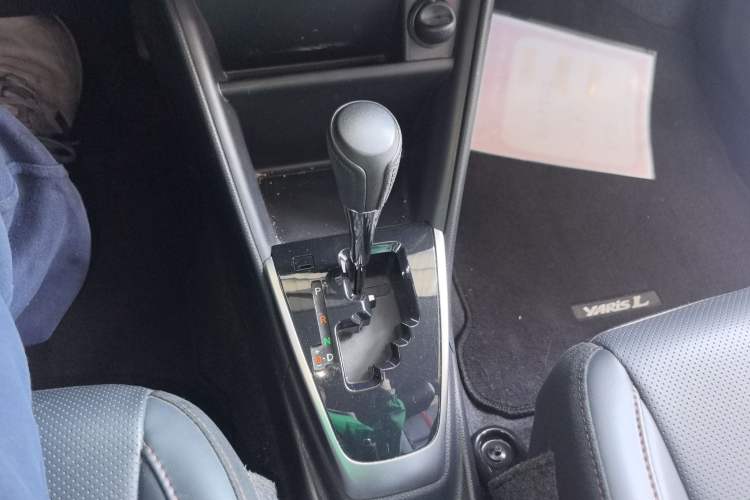 Used Toyota YARiS L 2021 X-Trail 1.5L CVT Luxury Edition
