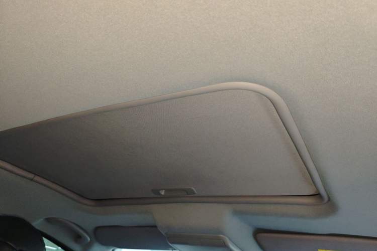 Used Peugeot 3008 2015 2.0L Automatic Trend Edition