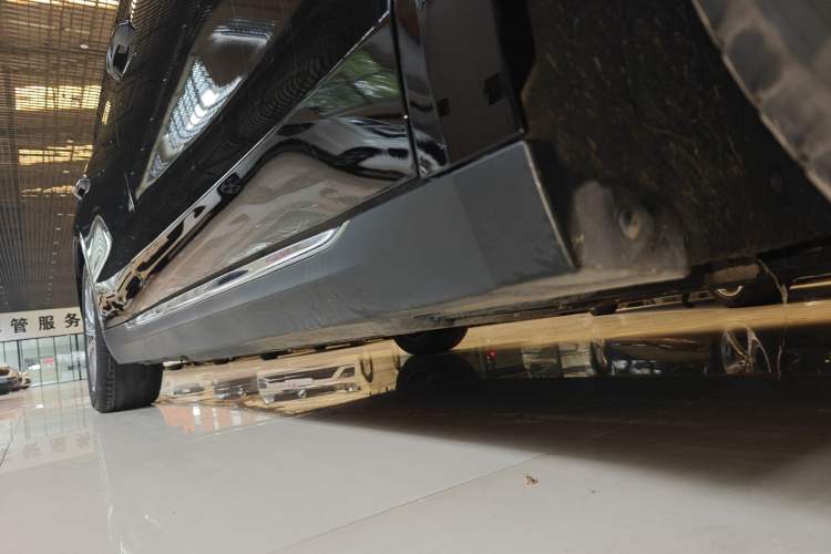 Used Hongqi E-QM5 2024 610 km PLUS
