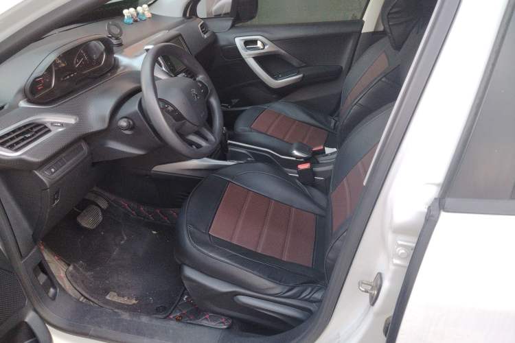 Used Peugeot 2008 2014 1.6L Automatic Fashion Edition
