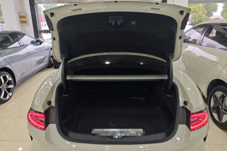 Used Xiaomi Auto SU7 2024 Rear-Drive Long-Range Intelligent Driving Version
