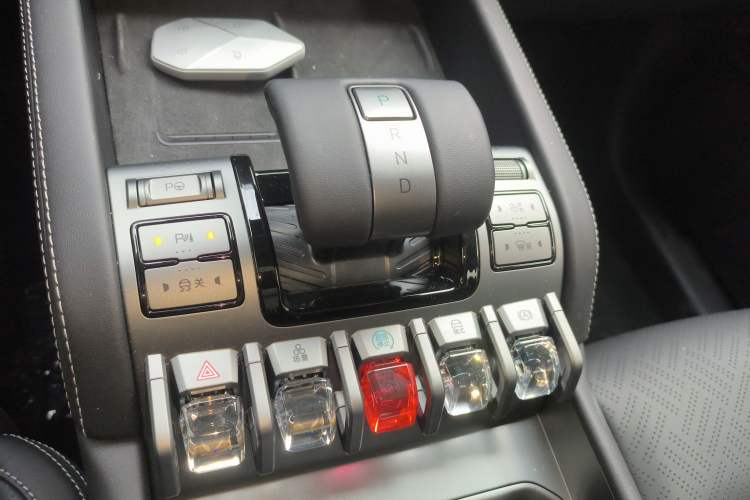 Used  Titanium 3 2025 501 km Range Rear-Wheel Drive Intelligent Driving Max Edition