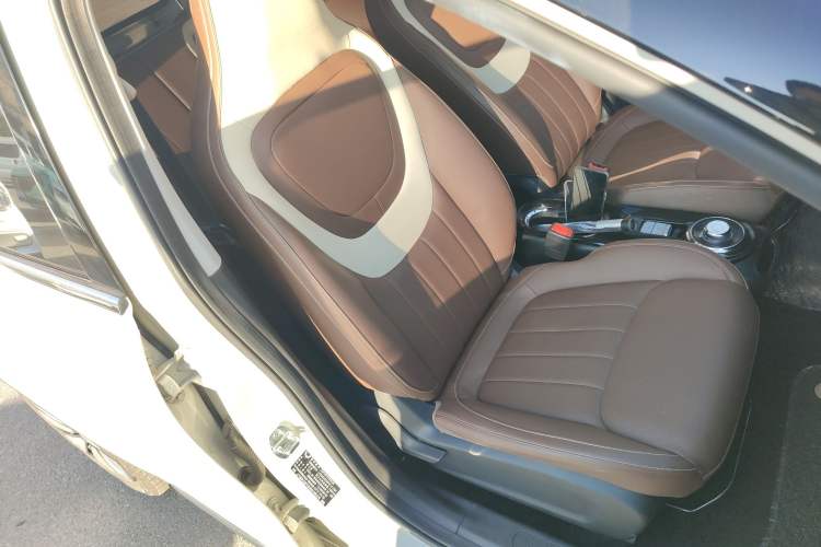 Used Wuling Bingo 2023 333 km Enjoyment Version
