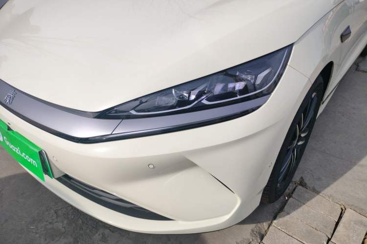 TDK.VehicleDetails.img