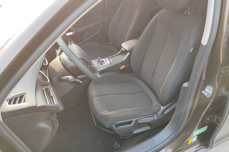 Used Peugeot 408 2015 1.2T Automatic Luxury Edition
