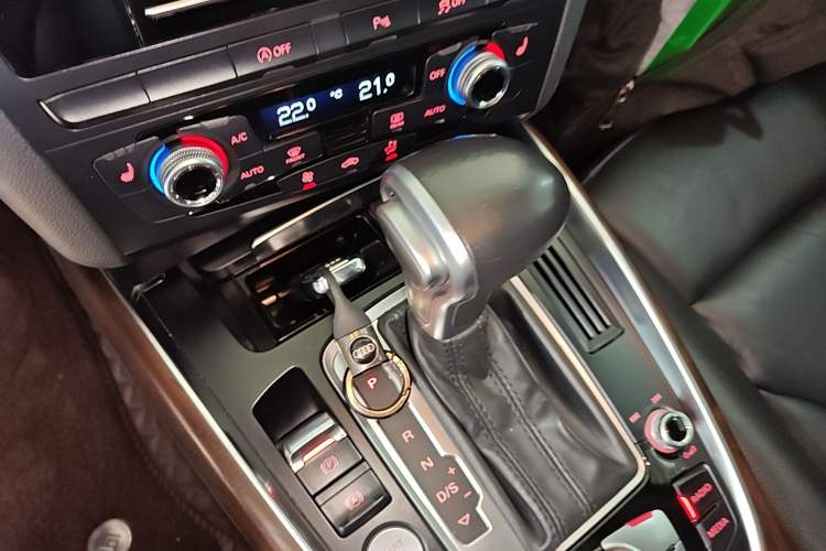 Used Audi Q5 2017 40 TFSI Comfort Model