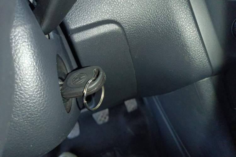 Used Volkswagen Polo 2014 1.4L Manual Fashion Edition
