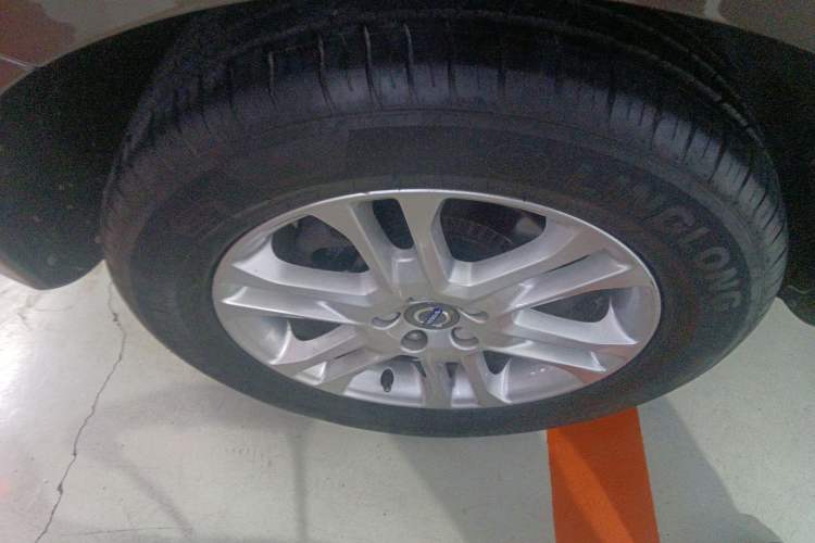 Used Volvo XC60 2015 T5 Smart Upgrade Model
