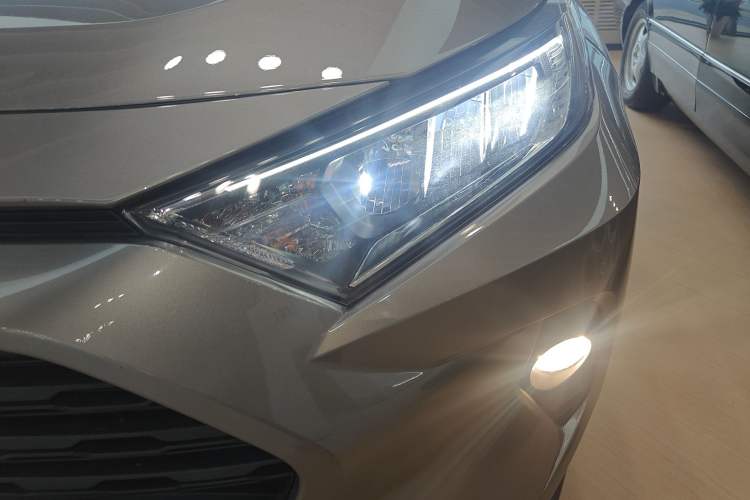 Used Toyota RAV4 2022 2.0L CVT Two-Wheel Drive Fashion Plus Edition
