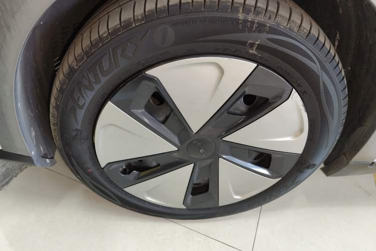 Used AION Y 2022 70 Enjoyment Edition Lithium Iron Phosphate
