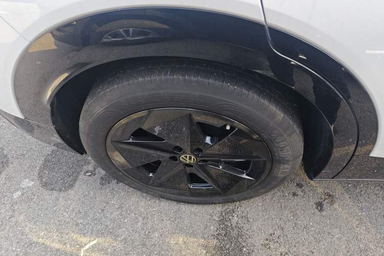 Used Volkswagen ID.UNYX 2024 Pro Long-Range Version
