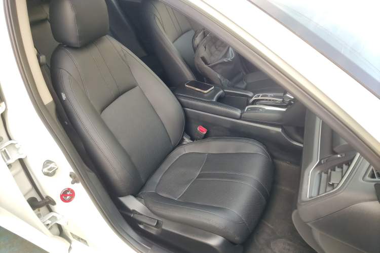 Used Honda Civic 2016 220TURBO CVT Luxury Edition
