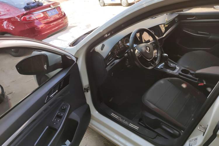 Used Volkswagen Bora 2020 1.5L Automatic Elite Version
