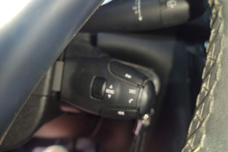 Used Peugeot 3008 2015 1.6THP Automatic Trend Edition