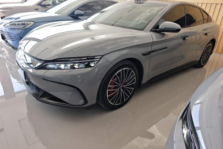 Used BYD Han 2025 EV with 701 km of Laser Radar-Enabled Intelligent Driving
