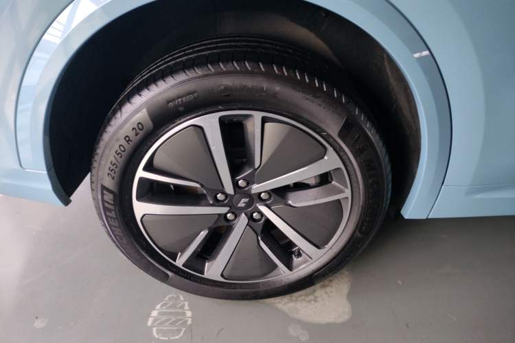 Used Li Auto L8 2024 Max
