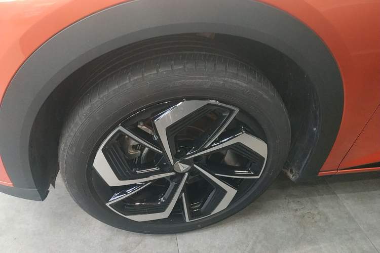 Used  S07 2024 215Max Qiankun Intelligent Driving ADS SE Range-Extended Version
