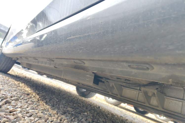 Used Roewe i6 MAX New Energy 2022 EV 500 Grand Touring Edition with Sunroof
