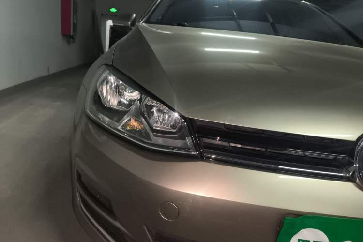 Used Volkswagen Golf 2016 230TSI Automatic Comfort Version
