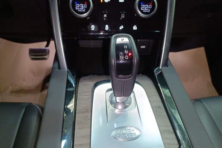 Used Land Rover Discovery Sport 2020 249 PS R-Dynamic Performance Tech Edition 7 Seats
