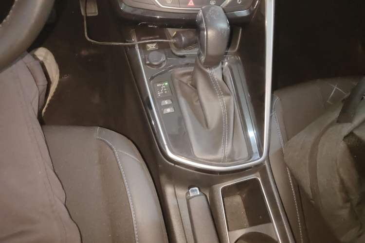 Used Peugeot 308 2016 1.6L Automatic Luxury Edition
