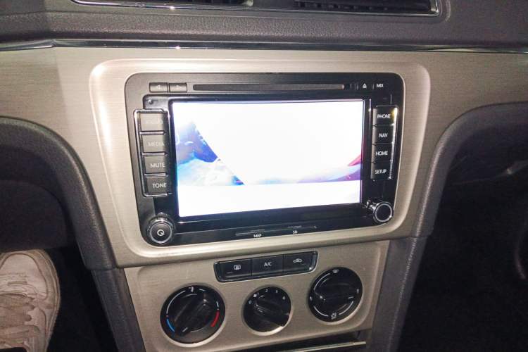 Used Volkswagen Lavida 2013 Revised Version 1.4 TSI DSG Comfort Edition