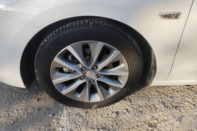 Used Buick GL6 2021 323T Mild Hybrid Connect Luxury Model
