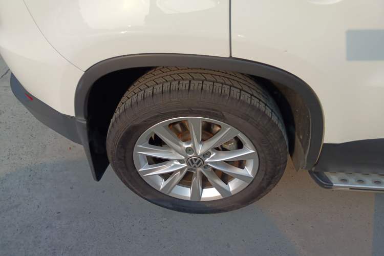 Used Volkswagen Tiguan 2016 280TSI Automatic Two-Wheel Drive Silk Road Comfort Edition
