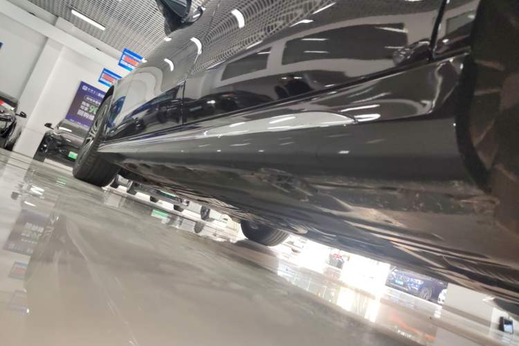 Used Mercedes-Benz E-Class 2025-Year Facelift E 260 L