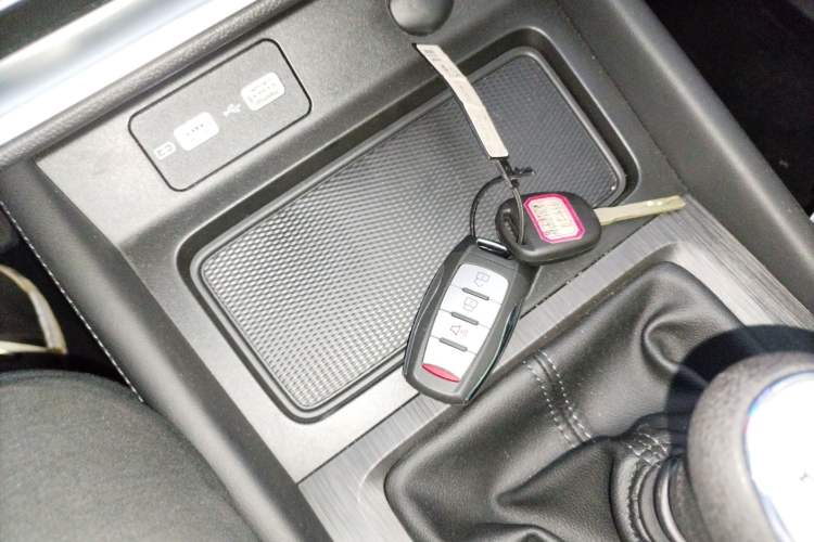 Used Great Wall Poer 2023 2.0T Commercial Version Manual Diesel 4x4 Elite Long-Box GW4D20M
