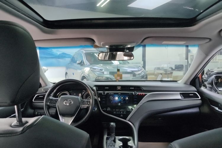 Used Toyota Camry 2019 Revised Version Dual-Engine 2.5 HG Luxury Edition
