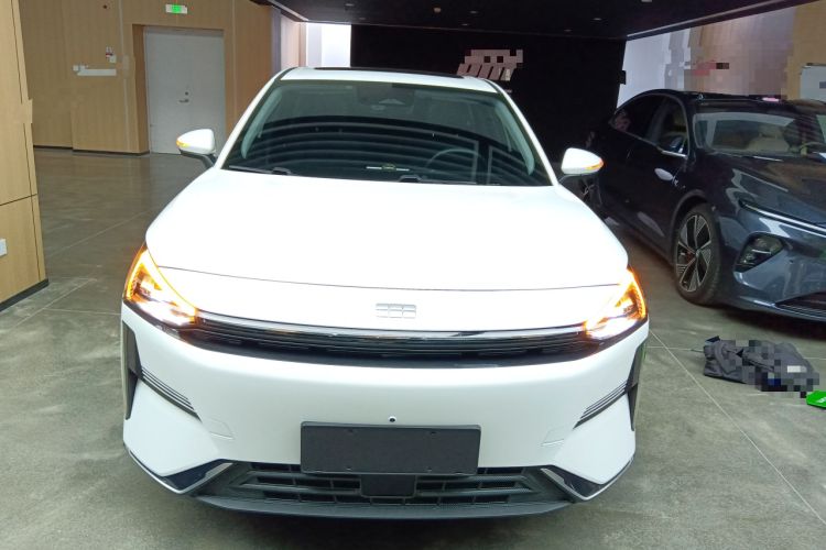 Used  L6 2024 125km PLUS Dragon Edition
