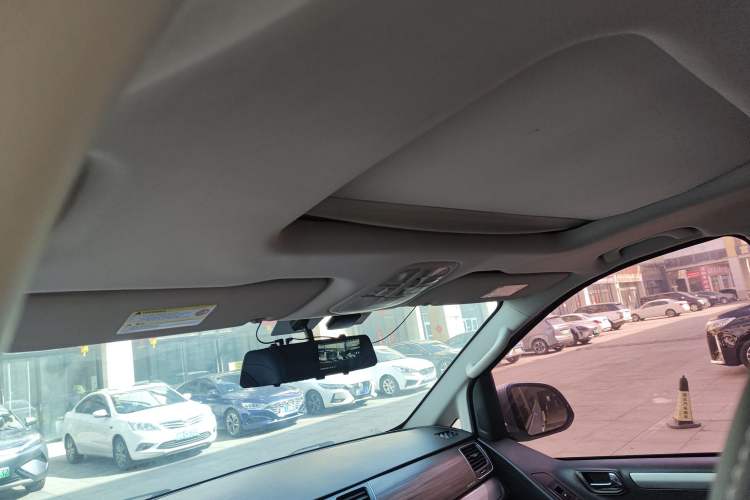 Used SAIC MAXUS G10 2018 PLUS 2.0T Automatic Elite Edition