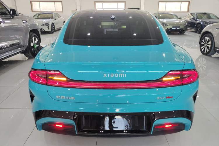 Used Xiaomi Auto SU7 2024 Four-Wheel Drive Ultra-Long Range Advanced Intelligent Driving Max Edition