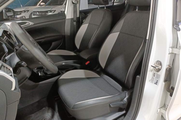 Used Volkswagen Tacqua 2023 200TSI DSG Joy-Connect Edition
