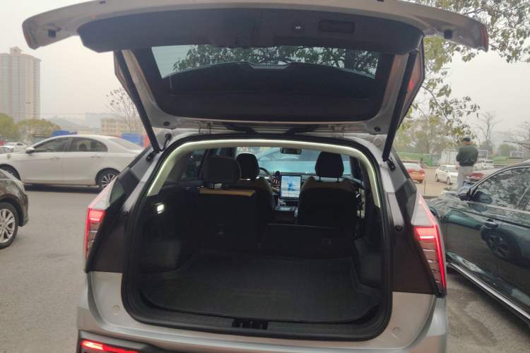 Used Geely Auto FX11 2023 1.5TD DCT Prestige Edition