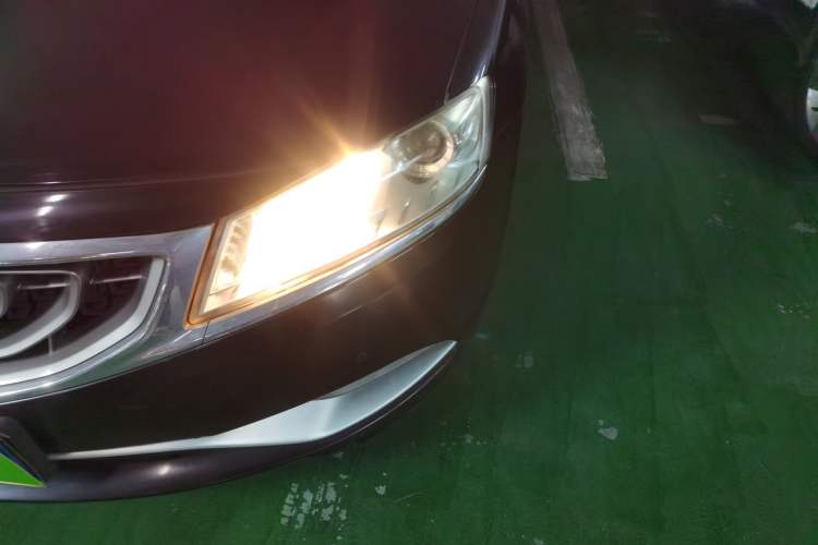 Used Geely Auto Emgrand GT 2015 2.4L Luxury Model