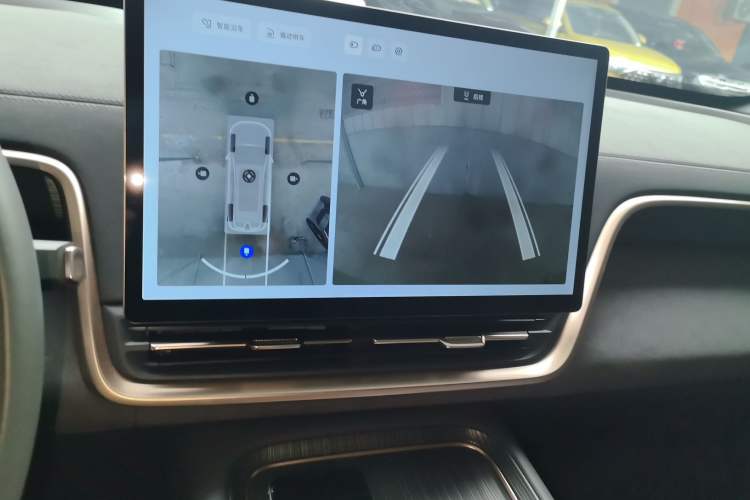 Used  eπ008 2024 210Max Range-Extended Version 6 Seats