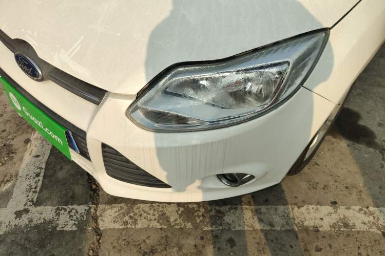 Used Ford Focus 2012 Sedan 1.6L Automatic Fashion Edition

