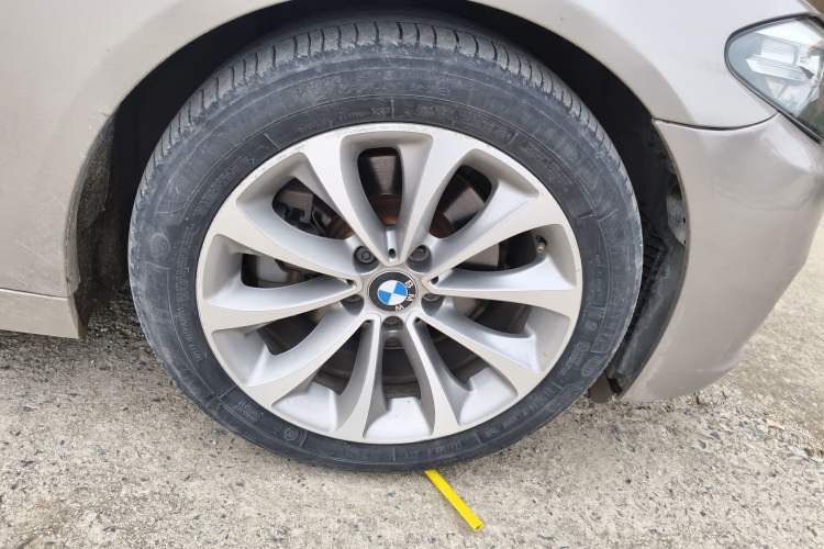 Used BMW 5 Series 2017 525Li Leading Model