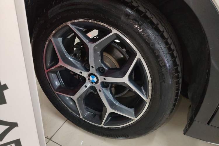 Used BMW X1 2016 xDrive20Li Luxury Model
