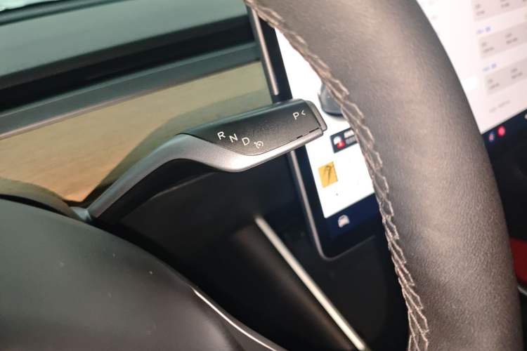 Used Tesla Model 3 2019 Standard Range Rear-Drive Upgraded Version
