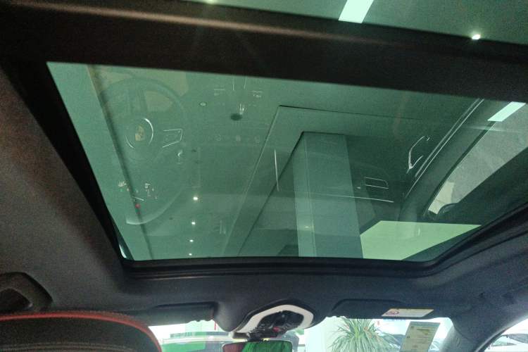 Used Porsche Macan 2022 Macan 2.0T